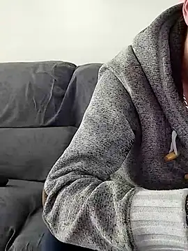 LoGaNfree88 online show from 02.08.25