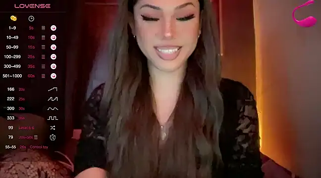 Snapshot of madam_agnes1 chatting on 12.24.24 madam agnes1 online show from 12.24.24