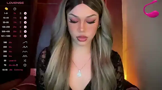 Snapshot of madam_agnes1 chatting on 03.11.25 madam agnes1 online show from 03.11.25