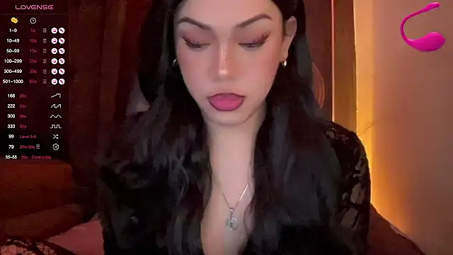 Snapshot of madam_agnes1 chatting on 09.23.25 madam agnes1 online show from 09.23.25