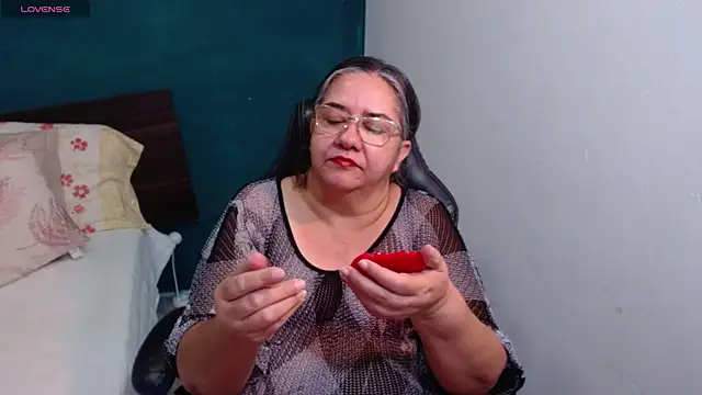 scaelettdubois online show from 03.26.26