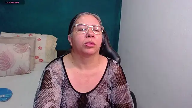 scaelettdubois online show from 04.18.26