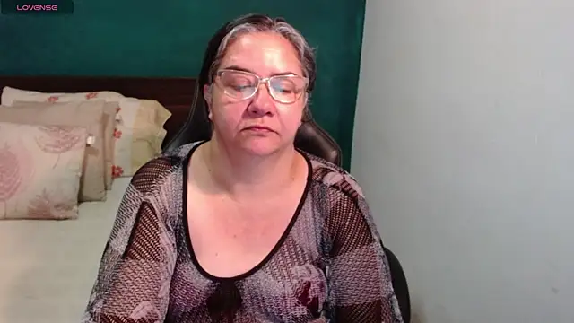 scaelettdubois online show from 07.12.26