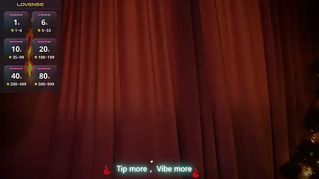 Snapshot of MayaAkashova chatting on 01.19.25 MayaAkashova online show from 01.19.25