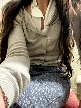 Snapshot of SHARONRodrig chatting on 10.30.25 SHARONRodrig online show from 10.30.25