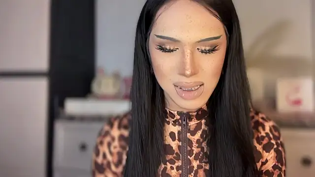 Ts glamxxxx online show from 02.18.26