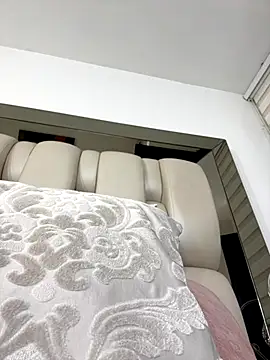 ALISSON FOXXX1 online show from 11.25.25