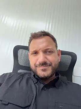 Snapshot of JonJ0 chatting on 02.16.26 JonJ0 online show from 02.16.26