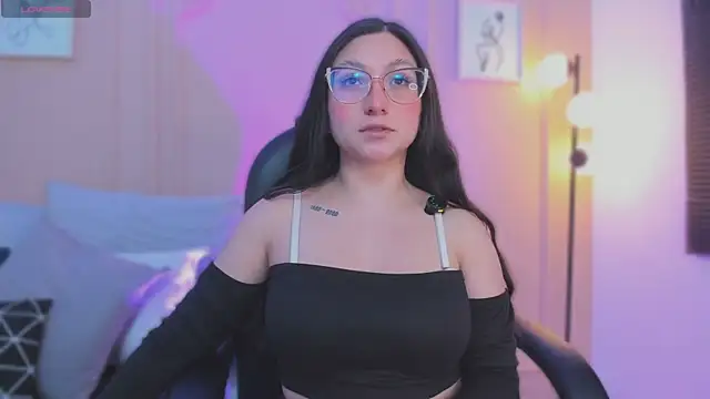 lucy neil online show from 04.14.26