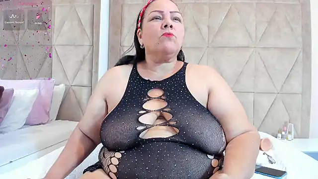 mommy cute online show from 01.15.25
