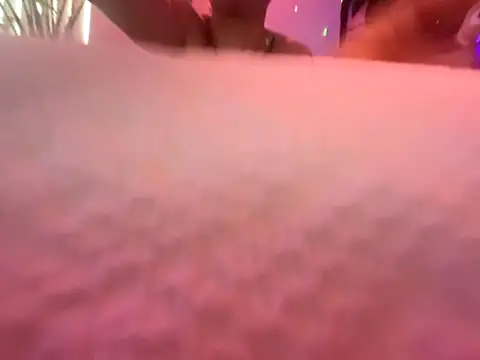 Snapshot of JoshOficial91 chatting on 12.02.25 JoshOficial91 online show from 12.02.25