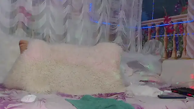 NightOrhideya online show from 02.21.25