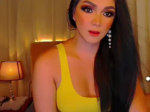 Snapshot of mistressseductionleah chatting on 04.13.26 mistressseductionleah online show from 04.13.26