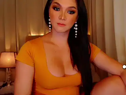 Snapshot of mistressseductionleah chatting on 04.17.26 mistressseductionleah online show from 04.17.26