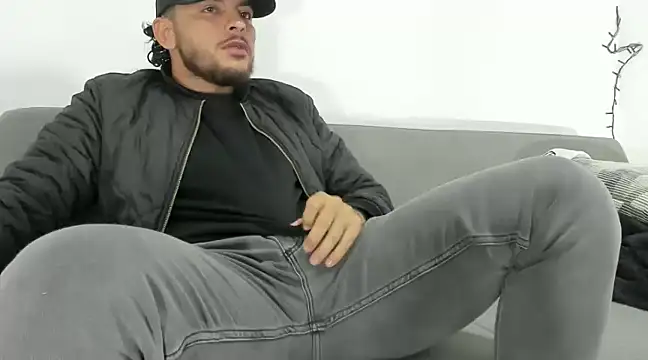 tuyo1995 online show from 02.08.25