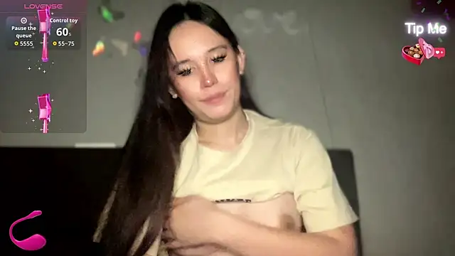 Snapshot of MeganTheRarest chatting on 03.02.26 MeganTheRarest online show from 03.02.26