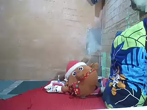 Snapshot of sweethotmom chatting on 03.12.25 sweethotmom online show from 03.12.25