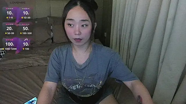 MissAyaCollins online show from 10.26.25