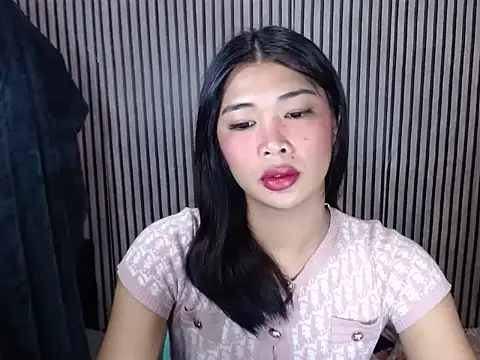 Maria-Moore online show from 10.20.25