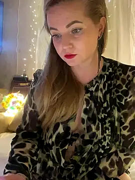 Snapshot of Lady__Maria chatting on 12.02.24 Lady Maria online show from 12.02.24
