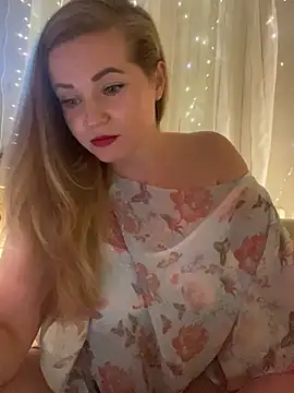 Snapshot of Lady__Maria chatting on 12.22.24 Lady Maria online show from 12.22.24