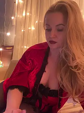 Snapshot of Lady__Maria chatting on 02.07.25 Lady Maria online show from 02.07.25