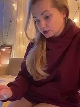 Snapshot of Lady__Maria chatting on 02.11.25 Lady Maria online show from 02.11.25