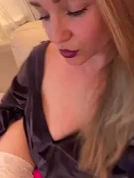 Snapshot of Lady__Maria chatting on 03.05.25 Lady Maria online show from 03.05.25