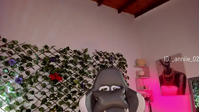 annie barozzi online show from 03.01.25