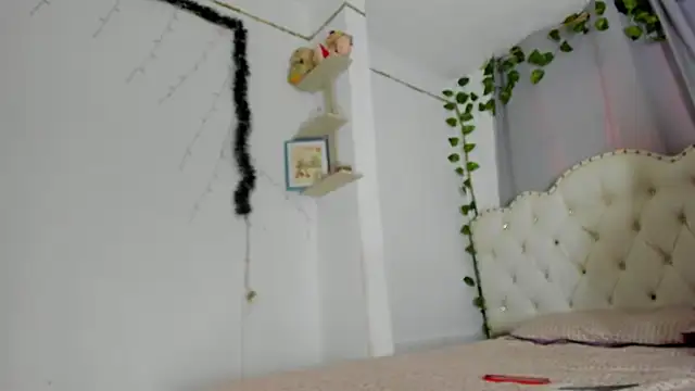 khalyn jenner online show from 01.27.25