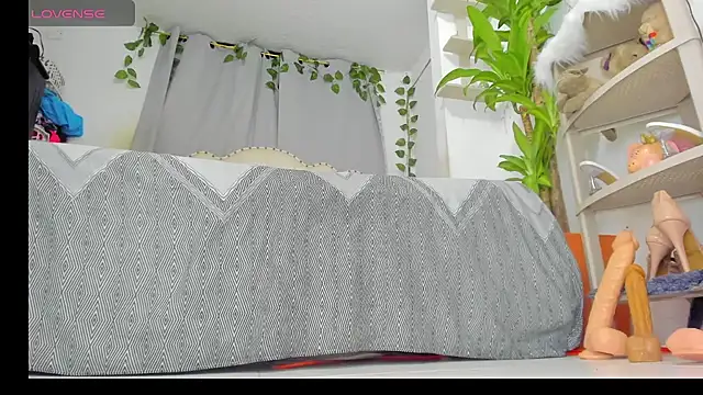 khalyn jenner online show from 10.21.25