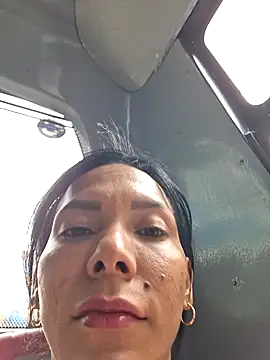 Doll Loren online show from 02.06.25