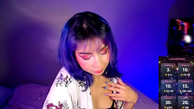 Cinamoonn online show from 12.05.24