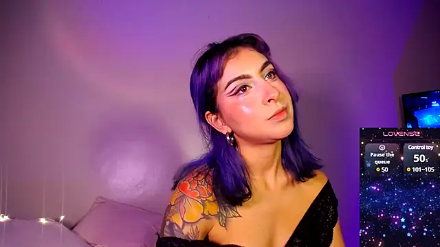 Cinamoonn online show from 12.15.24