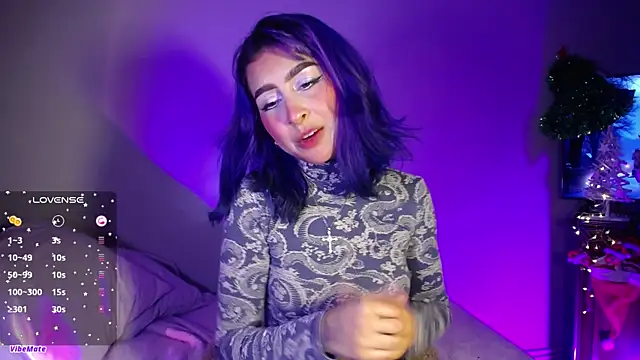 Cinamoonn online show from 12.26.24