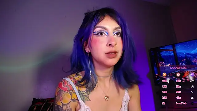 Cinamoonn online show from 01.19.25