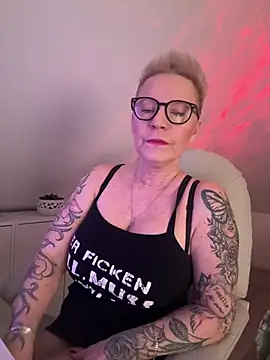 German Milf online show from 02.08.26