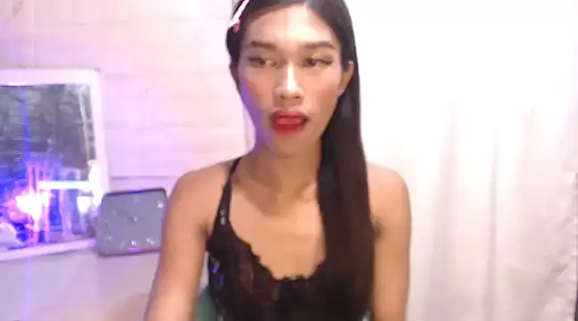 Snapshot of ToKeNa chatting on 01.23.25 ToKeNa online show from 01.23.25