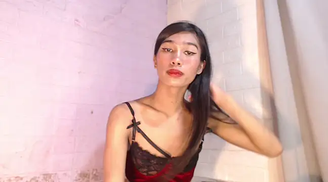 Snapshot of ToKeNa chatting on 01.31.25 ToKeNa online show from 01.31.25