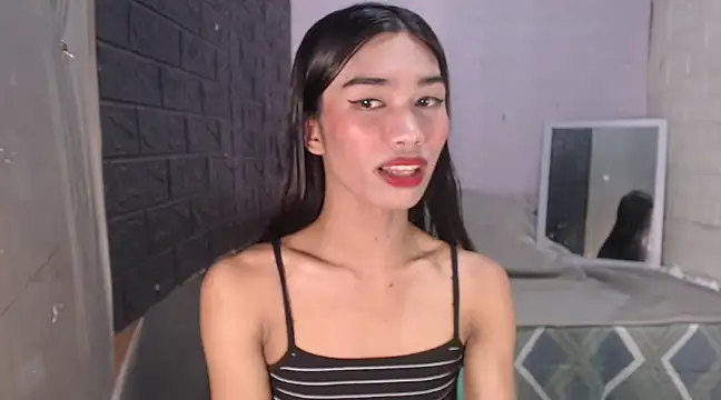 Snapshot of ToKeNa chatting on 02.01.25 ToKeNa online show from 02.01.25