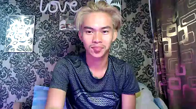 Snapshot of asianpatt69 chatting on 12.02.24 asianpatt69 online show from 12.02.24