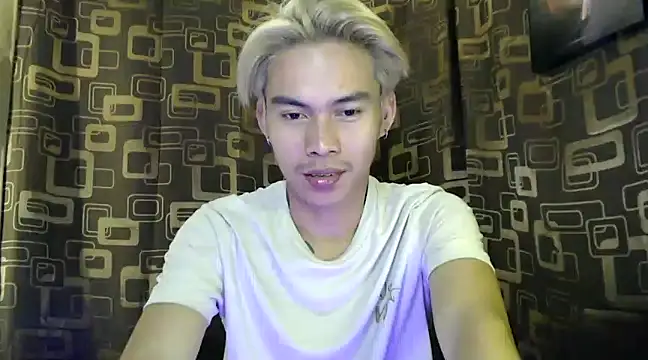 Snapshot of asianpatt69 chatting on 12.10.24 asianpatt69 online show from 12.10.24