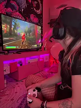 Cutiepiespanks online show from 10.05.25