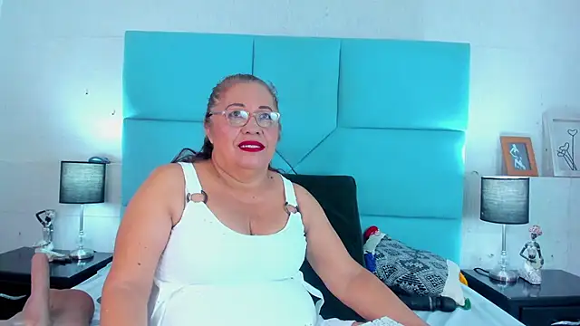 Keira Lennox online show from 01.21.25