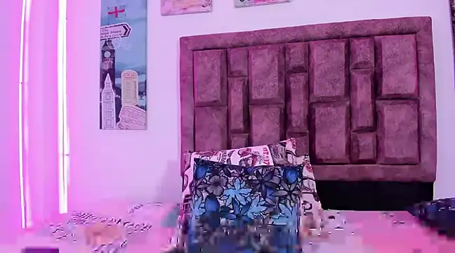 Snapshot of NaughtyAnaa chatting on 01.23.25 NaughtyAnaa online show from 01.23.25