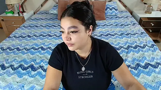 Snapshot of NaughtyAnaa chatting on 02.27.25 NaughtyAnaa online show from 02.27.25