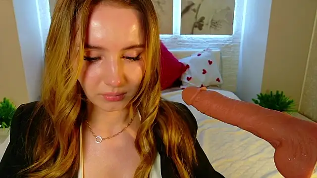 Betty June online show from 02.17.26