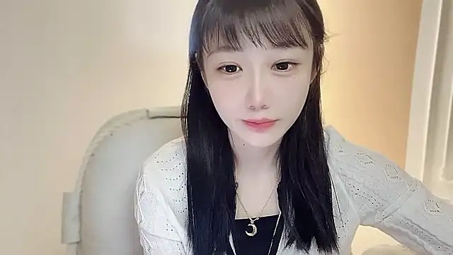 Snapshot of Villagechief chatting on 10.04.25 Villagechief online show from 10.04.25