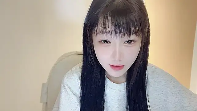 Snapshot of Villagechief chatting on 10.13.25 Villagechief online show from 10.13.25