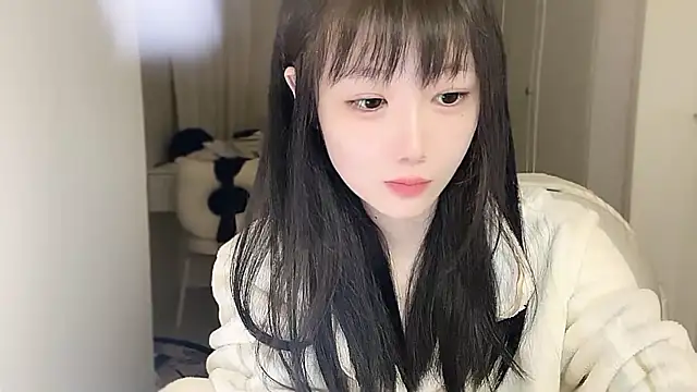 Snapshot of Villagechief chatting on 10.16.25 Villagechief online show from 10.16.25